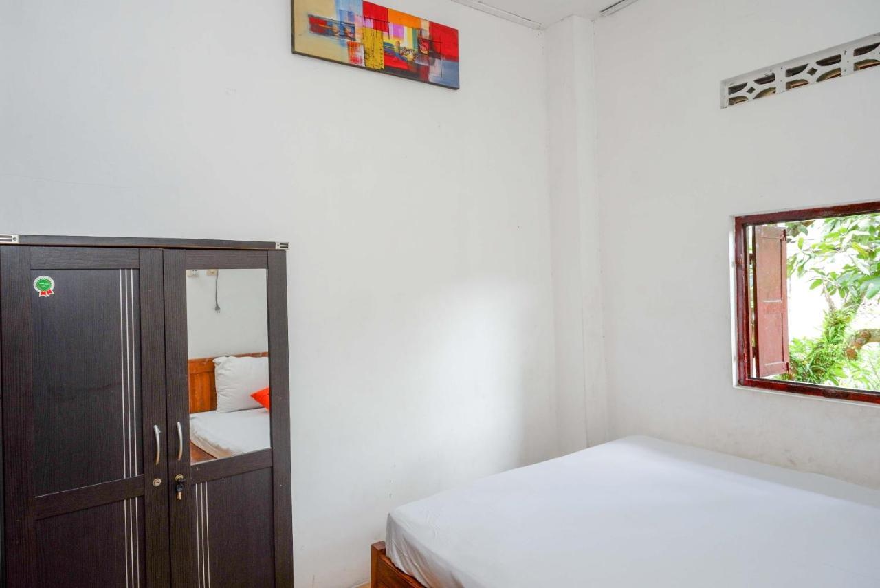 Koolkost Syariah Near Malioboro Area Hostel Yogyakarta Exterior photo