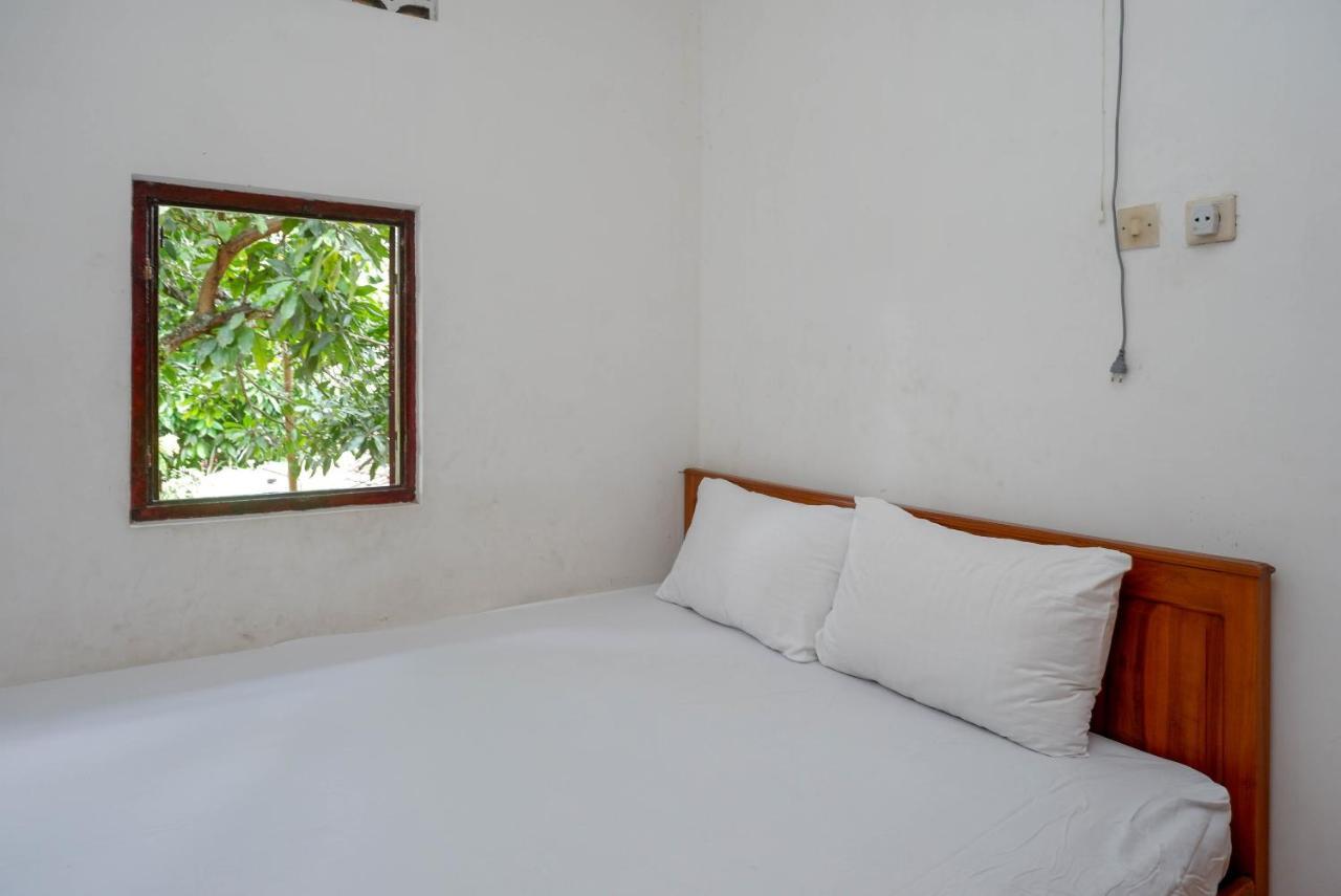 Koolkost Syariah Near Malioboro Area Hostel Yogyakarta Exterior photo